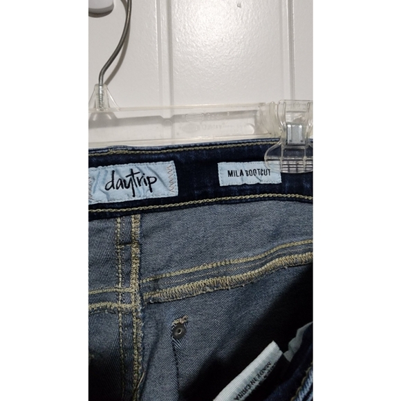 Daytrip Mila bootcut jeans Size 31R 31 buckle boot cut - Picture 4 of 6